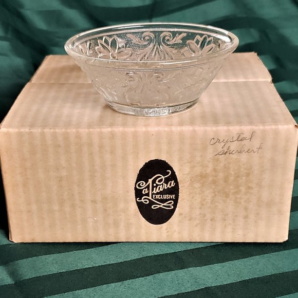 "aTiara" Crystal  bowls,boxed - Picture 1 of 3